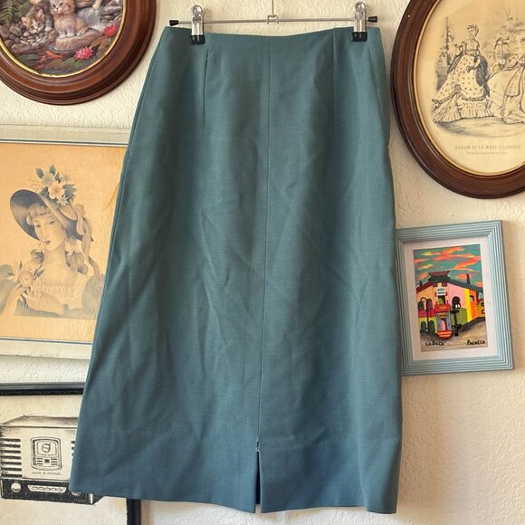 Teal 1940s Scallop Collared Suit with Fancy Buttons - Picture 4 of 9